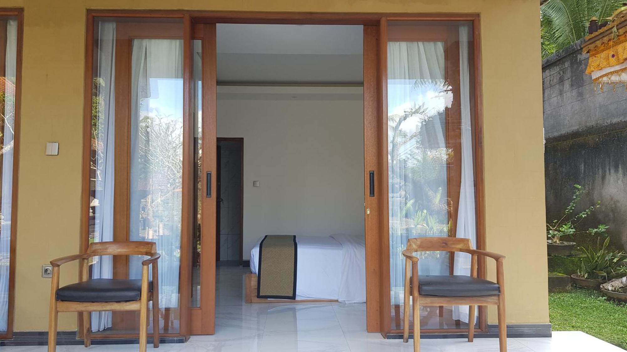 Ari Guest House Undisan Esterno foto